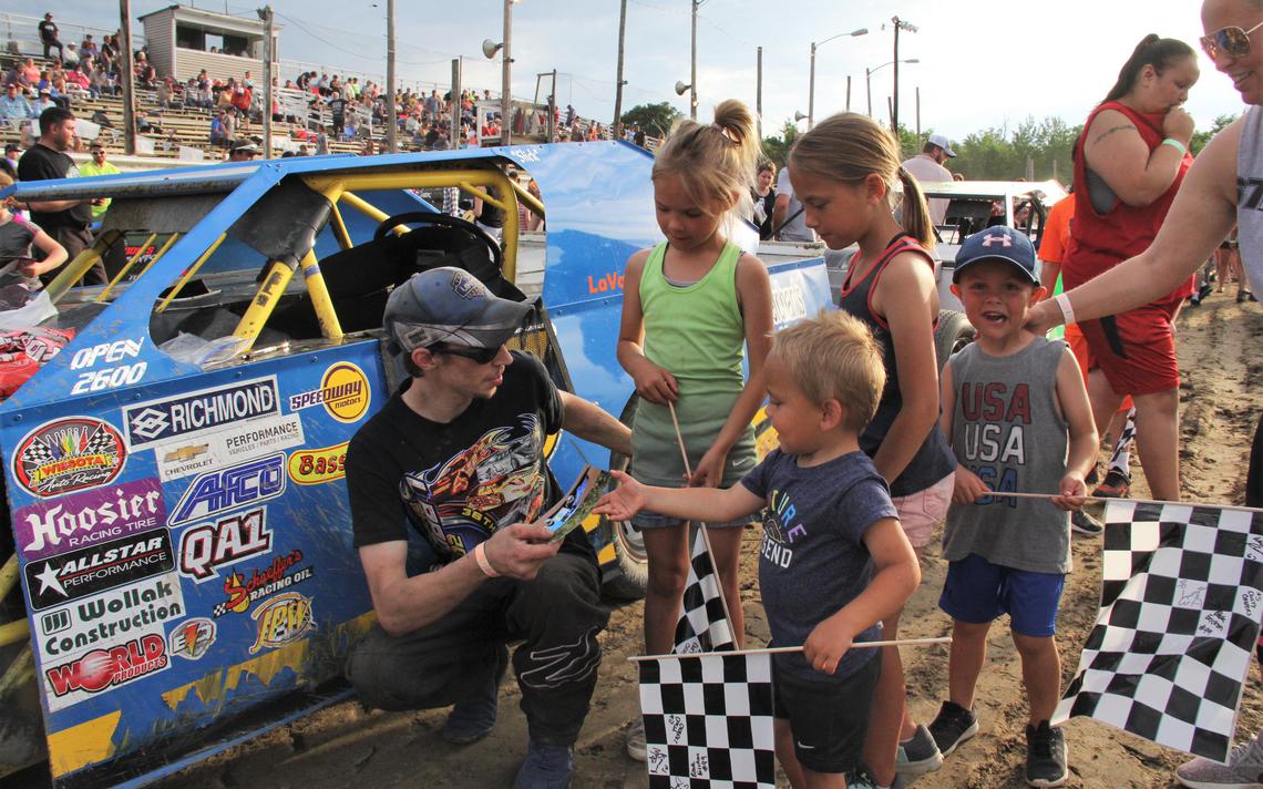 Champions crowned in 7 classes at Bemidji Speedway
